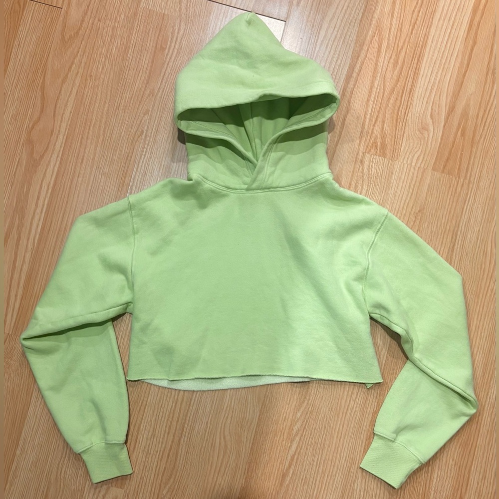 Aritzia TNA Lime Green Cropped Hoodie
